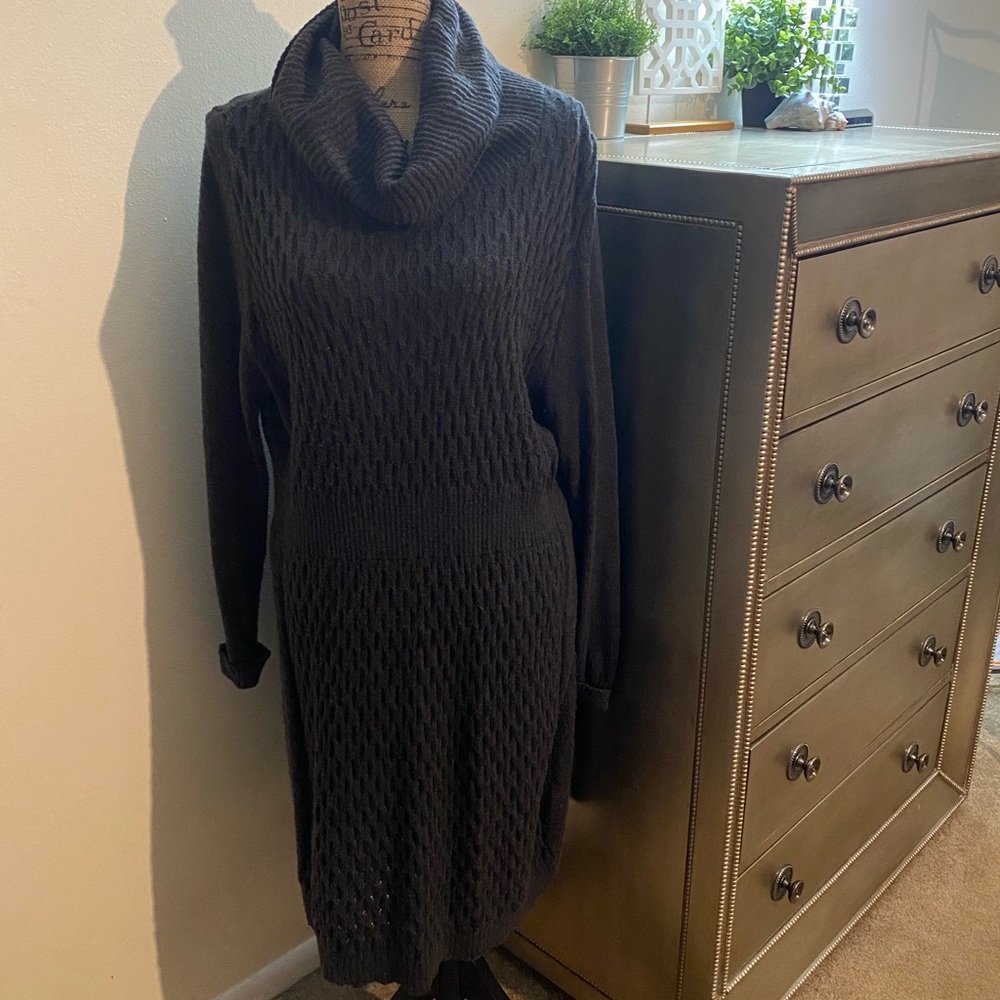 OLD NAVY CHARCOAL GRAY SWEATER DRESS